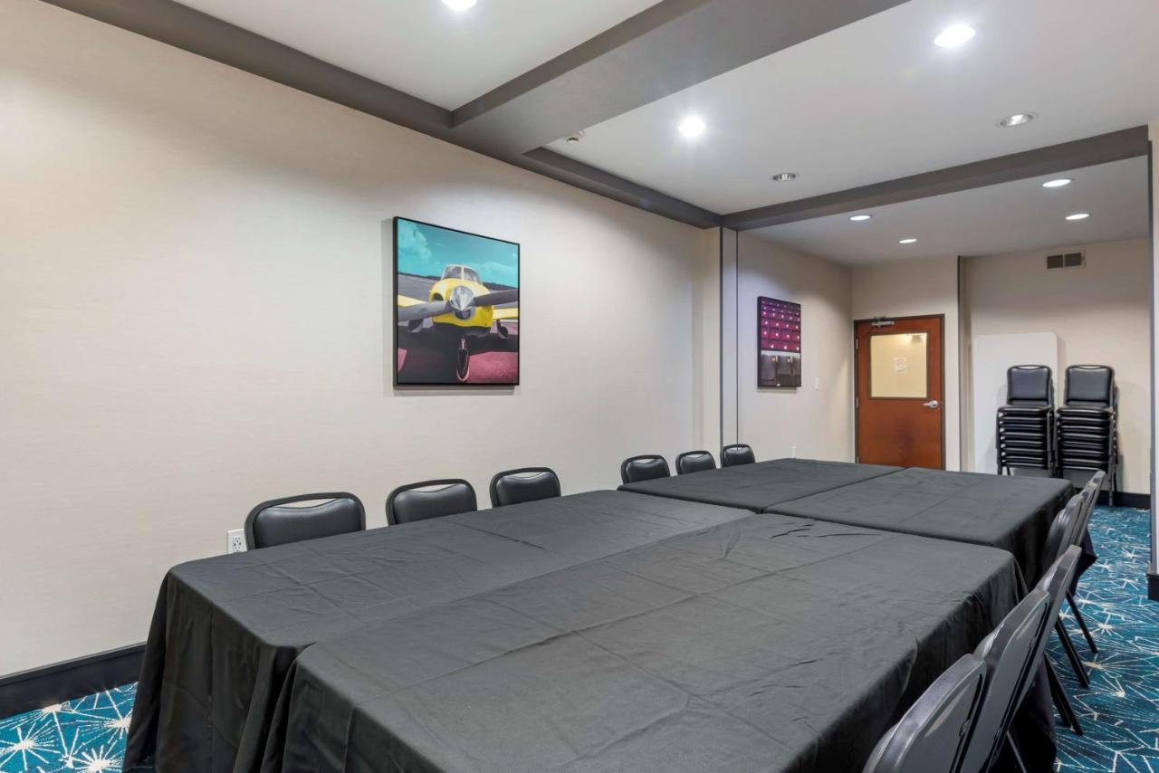 | Best Western Plus Arlington North