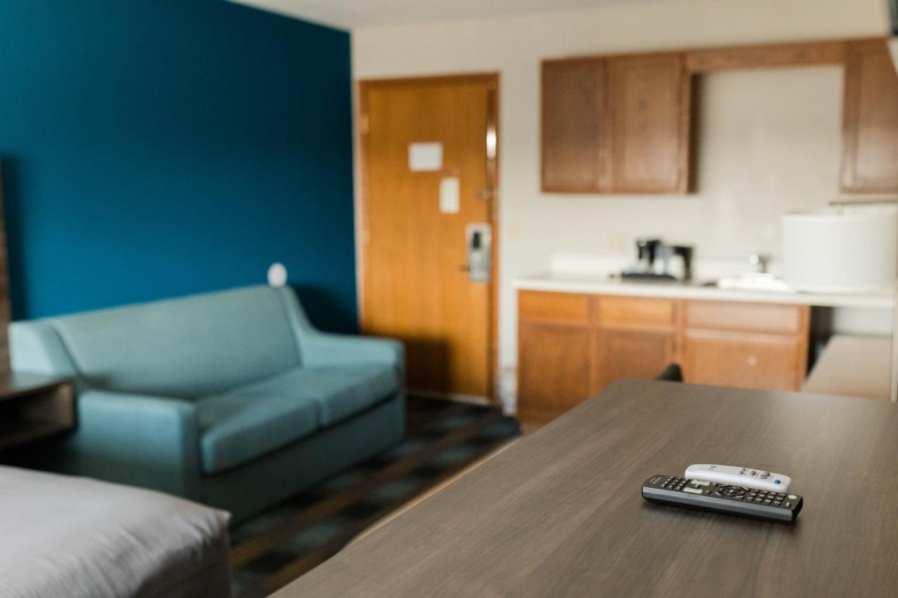 King Suite - Non-Smoking at Travelodge by Wyndham Escanaba