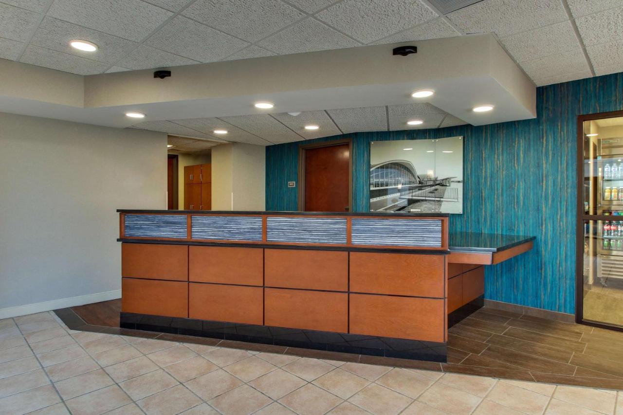  | Pear Tree Inn St. Louis Airport
