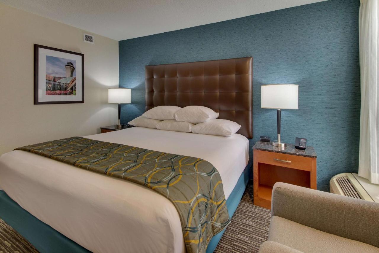 | Pear Tree Inn St. Louis Airport