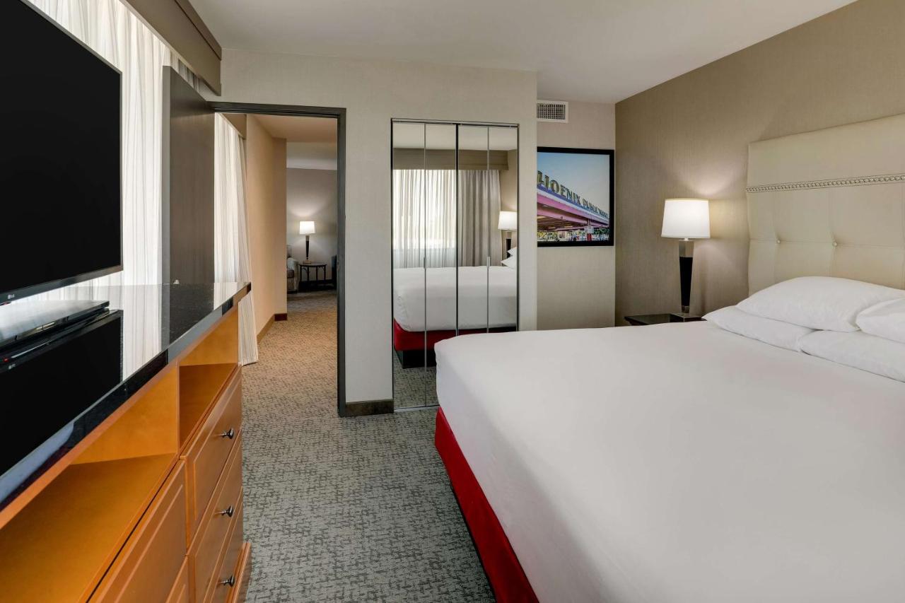King Suite with Sofa Bed and Terrace at Drury Inn & Suites Phoenix Airport