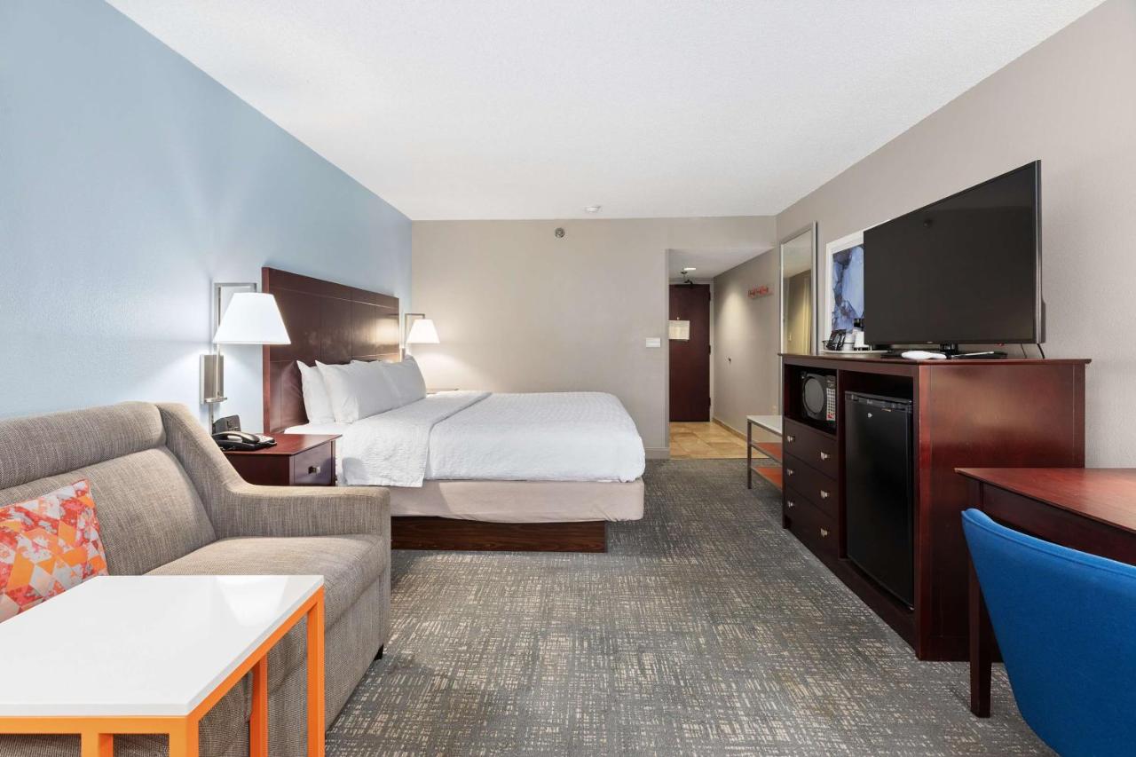 King Room - Non-Smoking at Hampton Inn Rock Hill