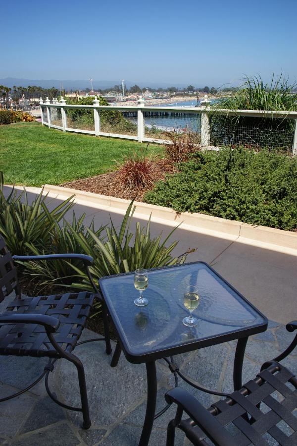| Sea & Sand Inn
