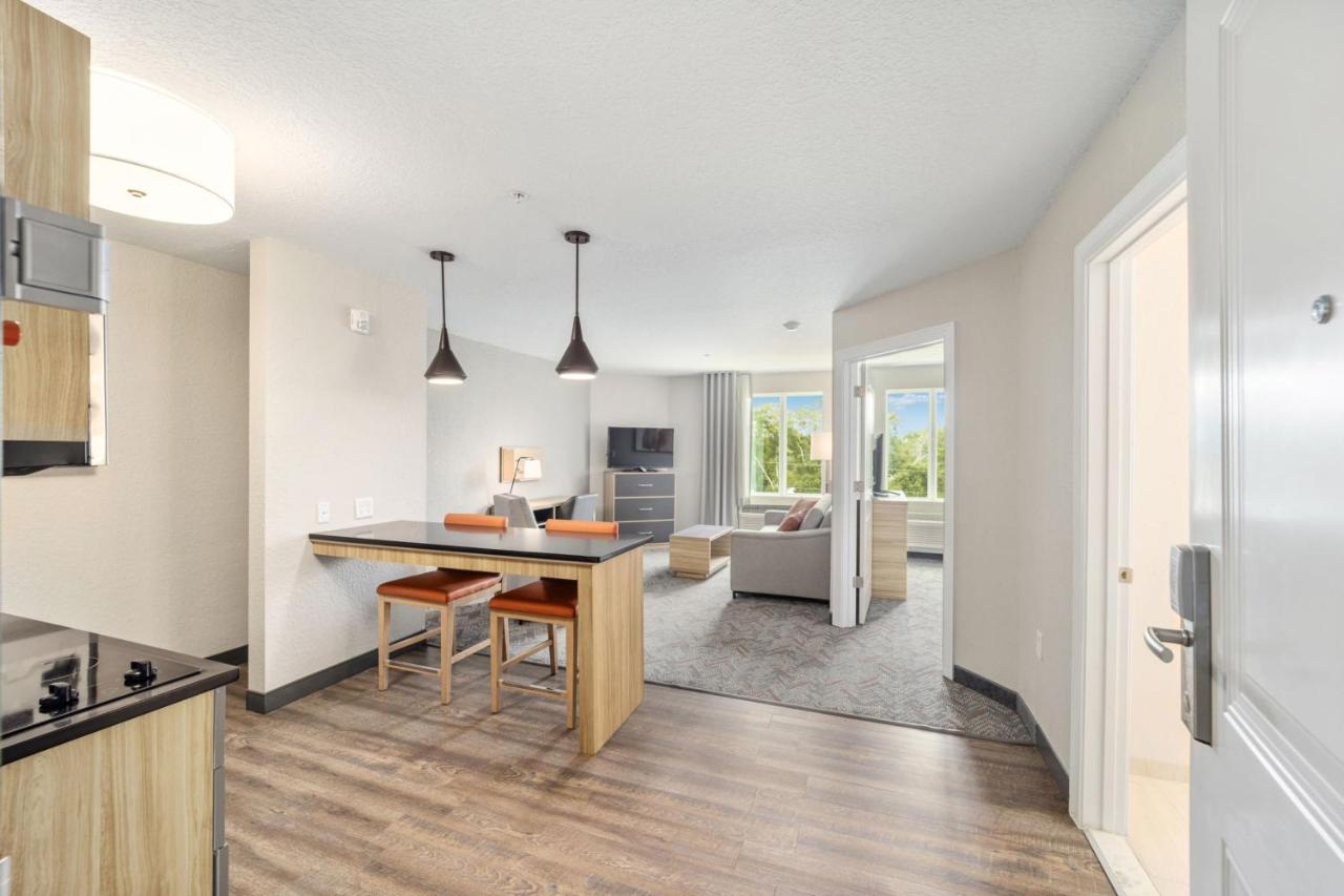 Suite at Candlewood Suites Ocala I-75 by IHG