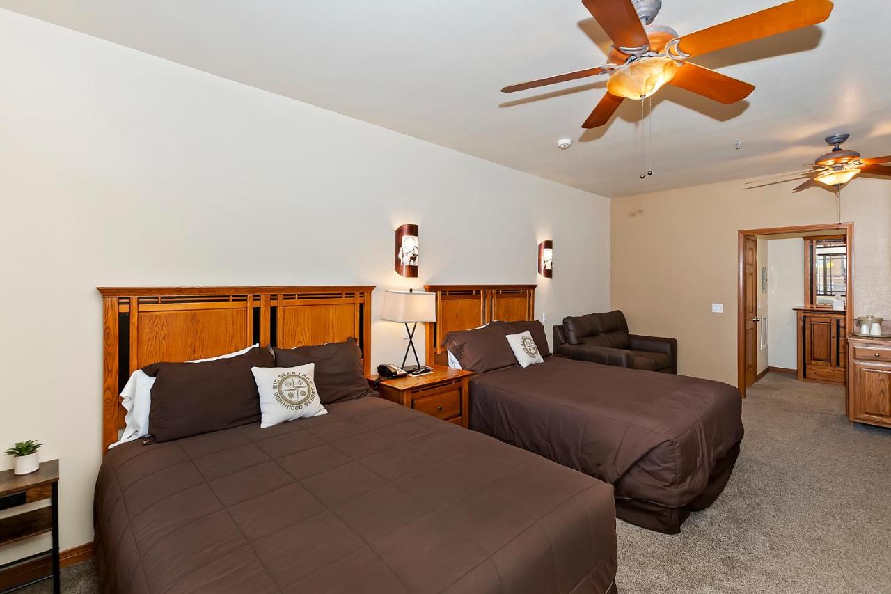 Queen Room with Two Queen Beds at Robinhood Resort