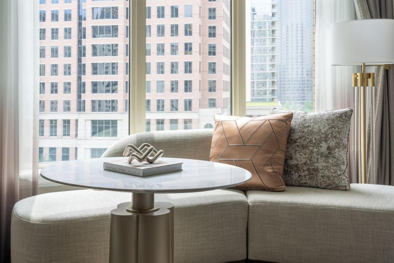 Club lounge access, Guest room, 1 King Bed at The Ritz-Carlton, Dallas