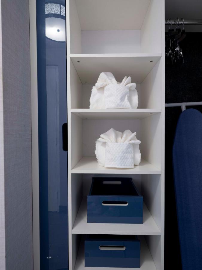 | Premiere Suites