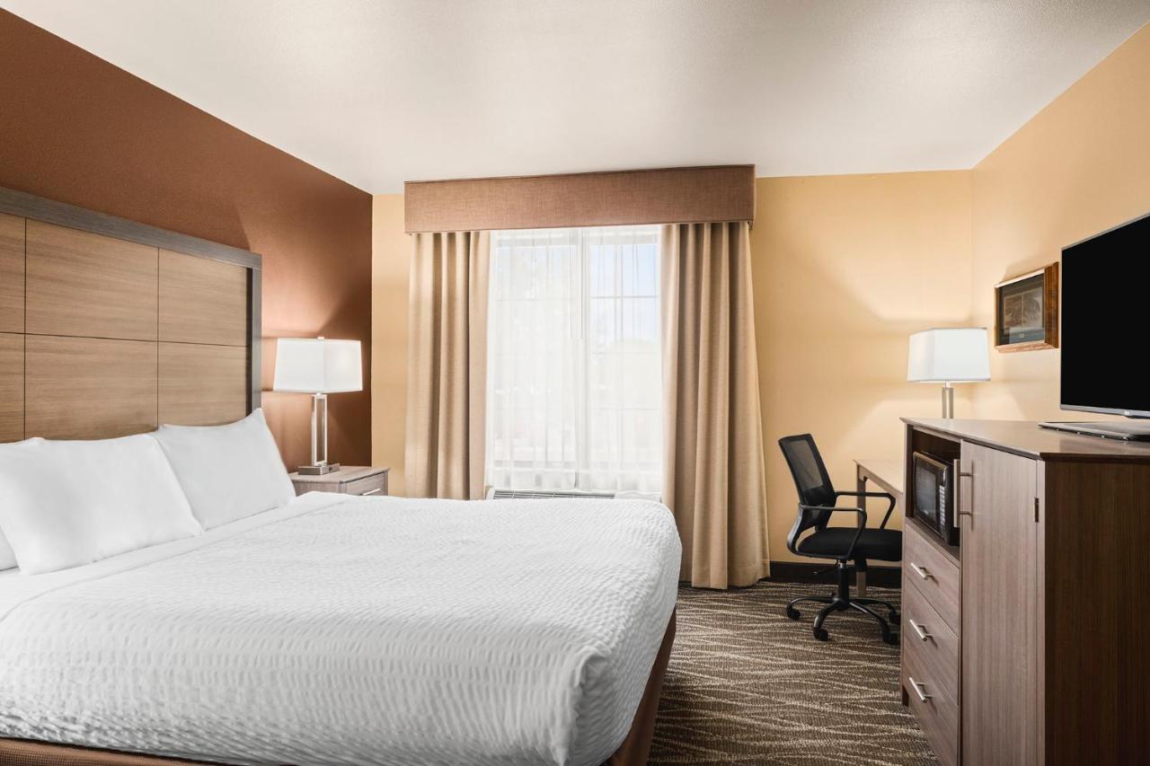 King Room at Bitterroot River Inn & Conference Center
