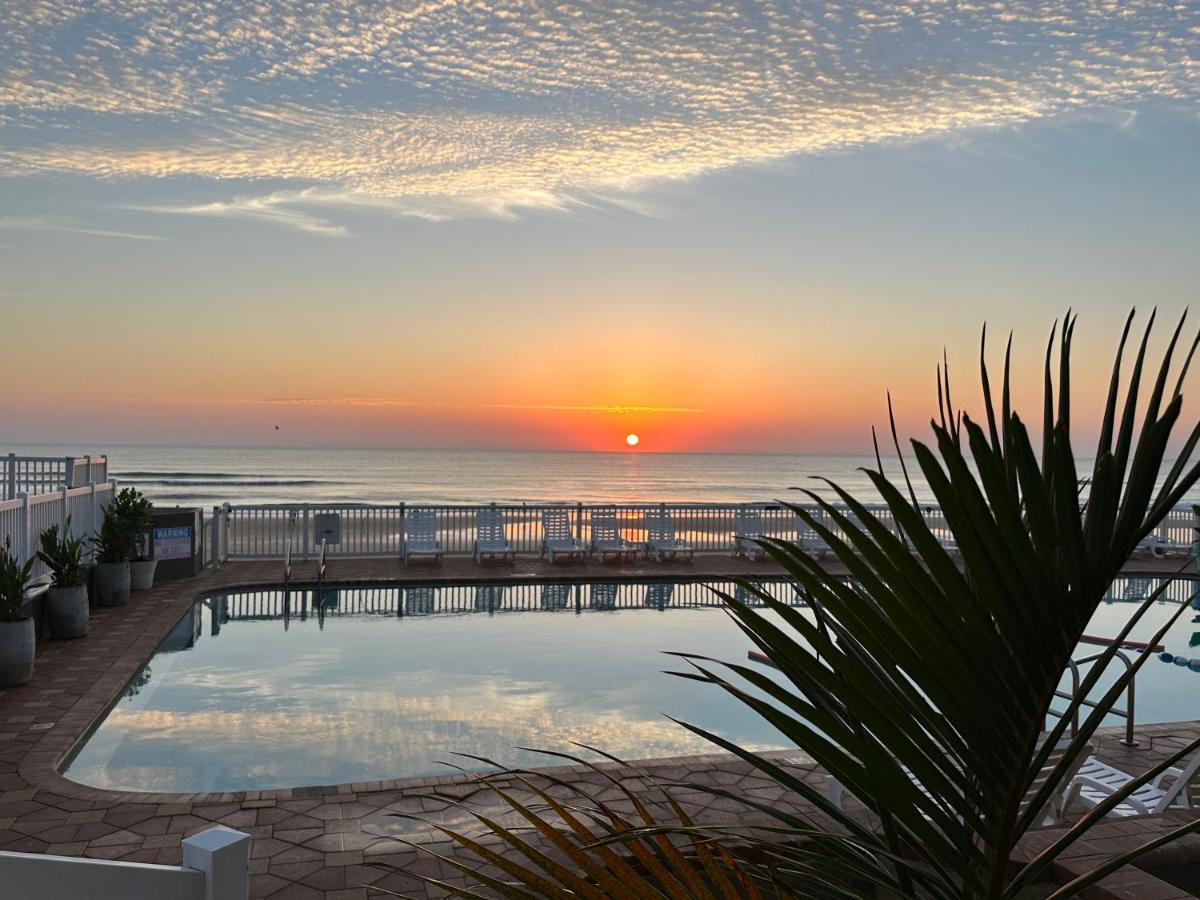 | Boardwalk Inn and Suites