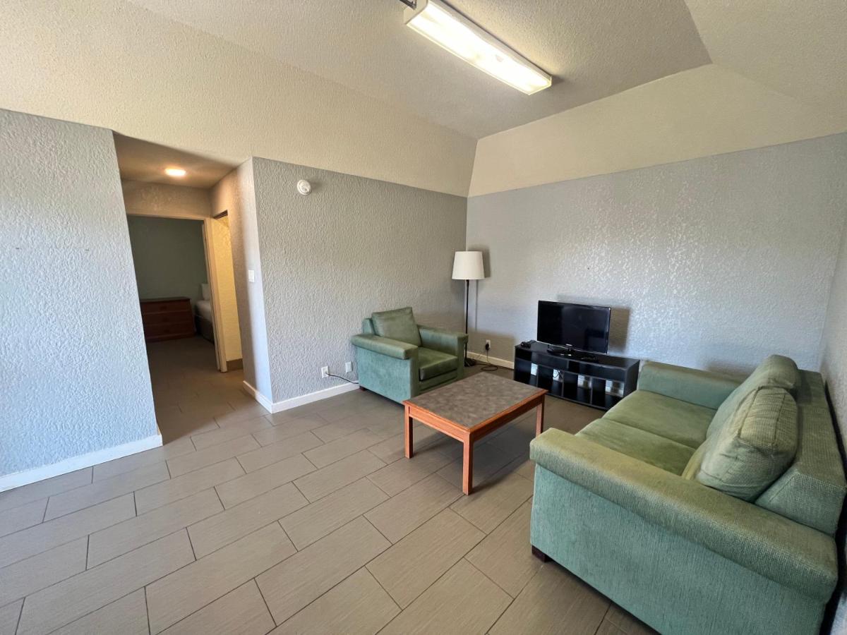 2 Queen Beds, Suite, Non-Smoking at Sulphur Extended Stay