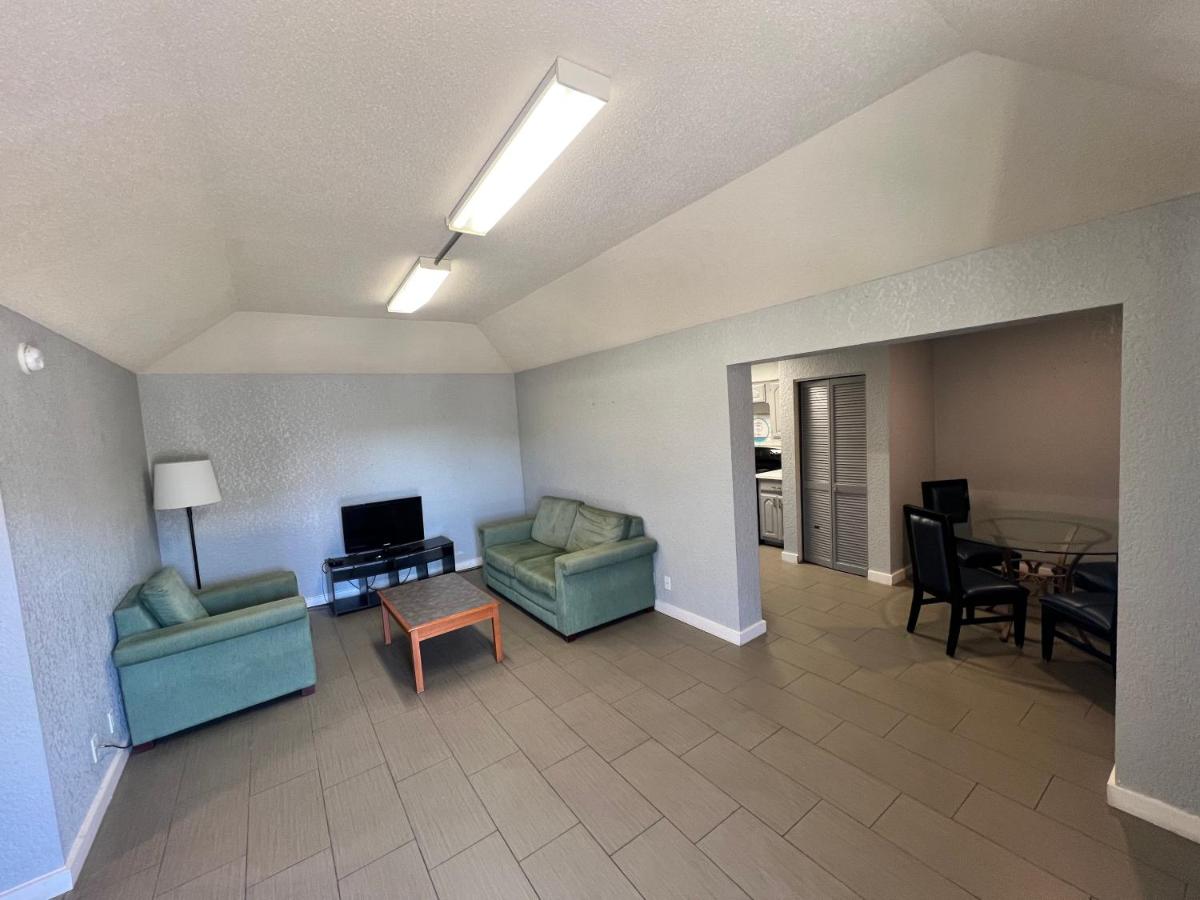 2 Queen Beds, Suite, Non-Smoking at Sulphur Extended Stay