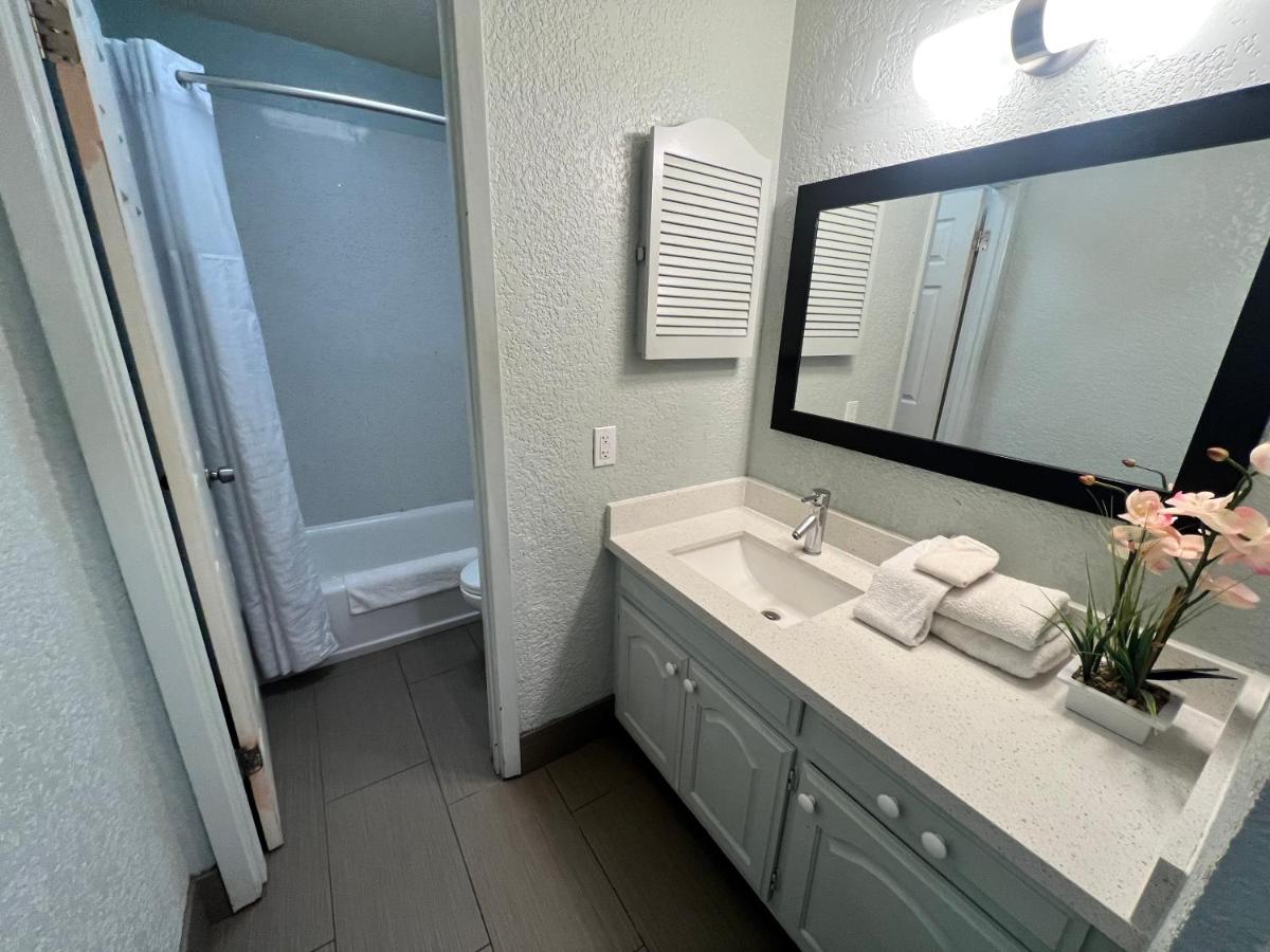 2 Queen Beds, Suite, Non-Smoking at Sulphur Extended Stay