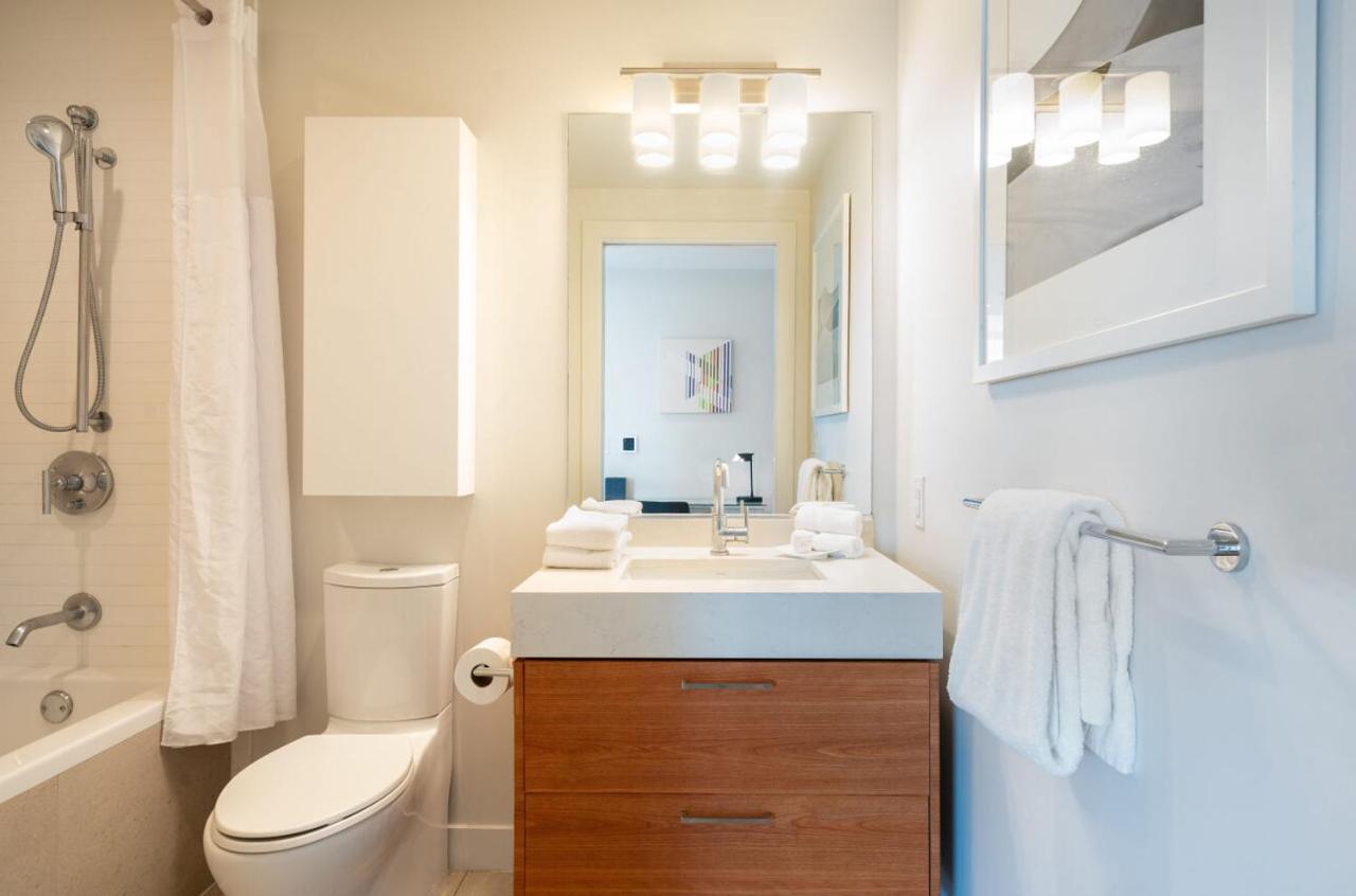 Three Bedroom Sky Suite at Level Los Angeles Downtown - South Olive