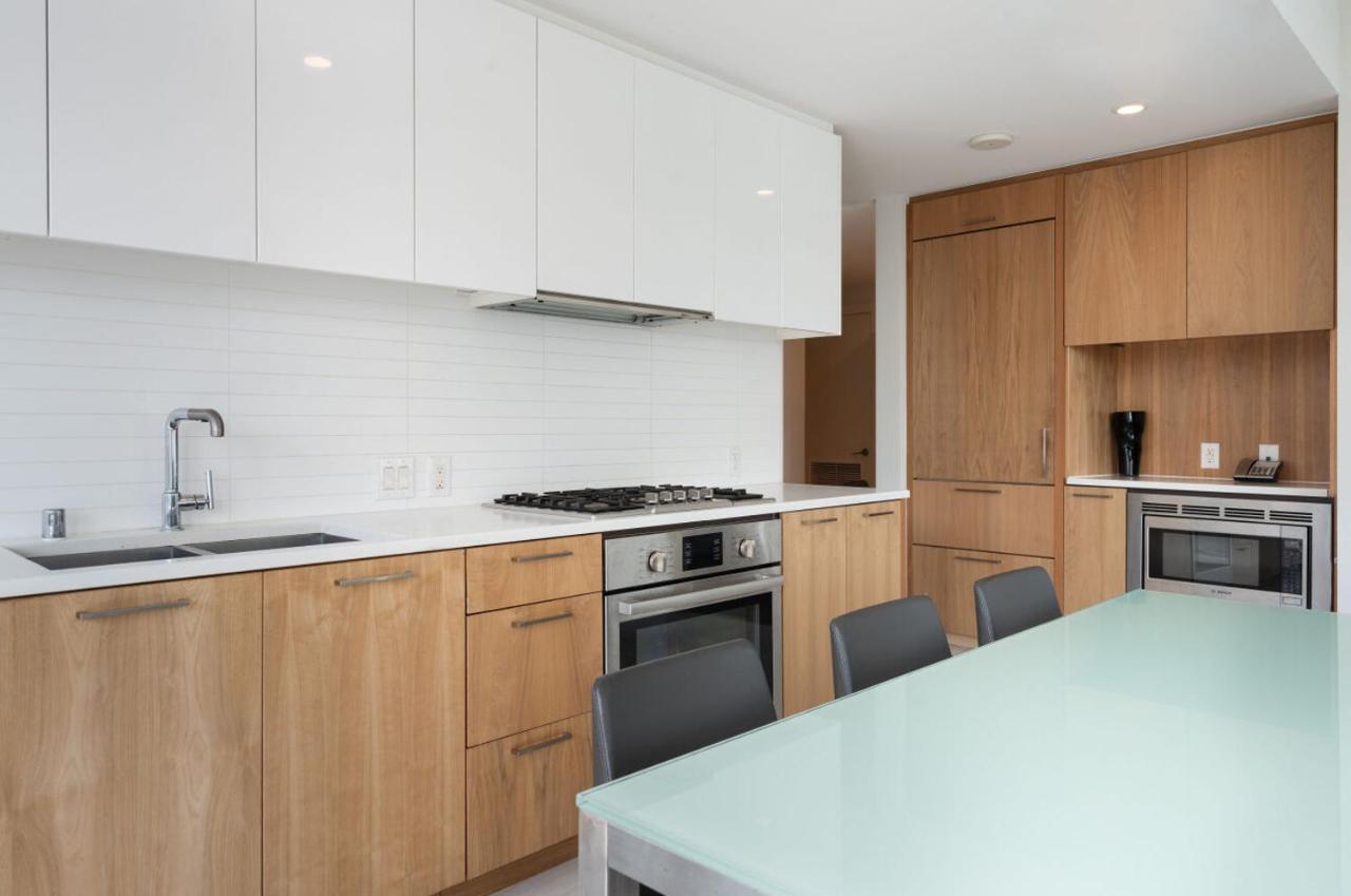 Three Bedroom Sky Suite at Level Los Angeles Downtown - South Olive