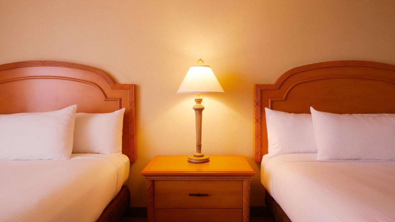 DELUXE ROOM 2 QUEENS - NON-SMOKING at Eldorado Reno - A Caesars Rewards Destination