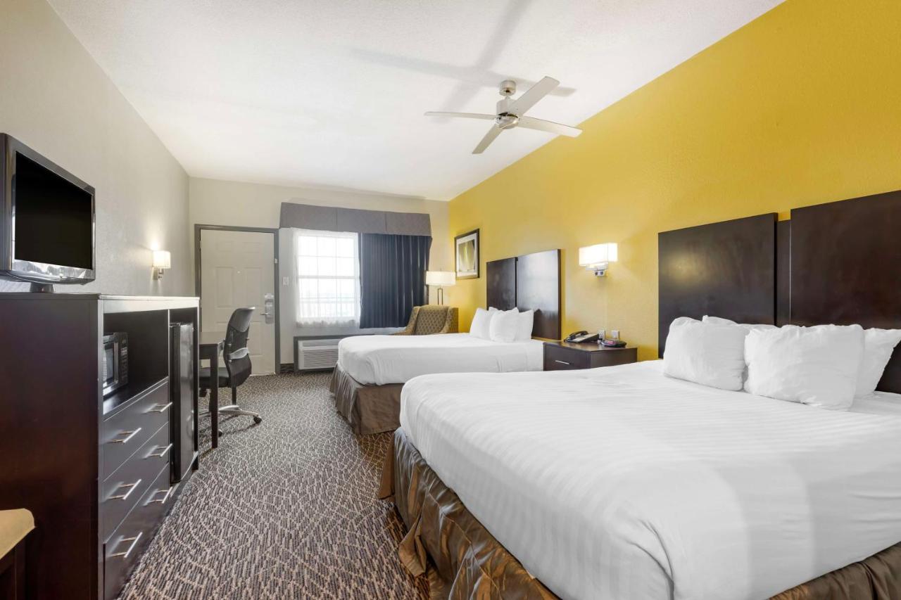 Queen Room with Two Queen Beds - Non Smoking at Best Western West Monroe Inn