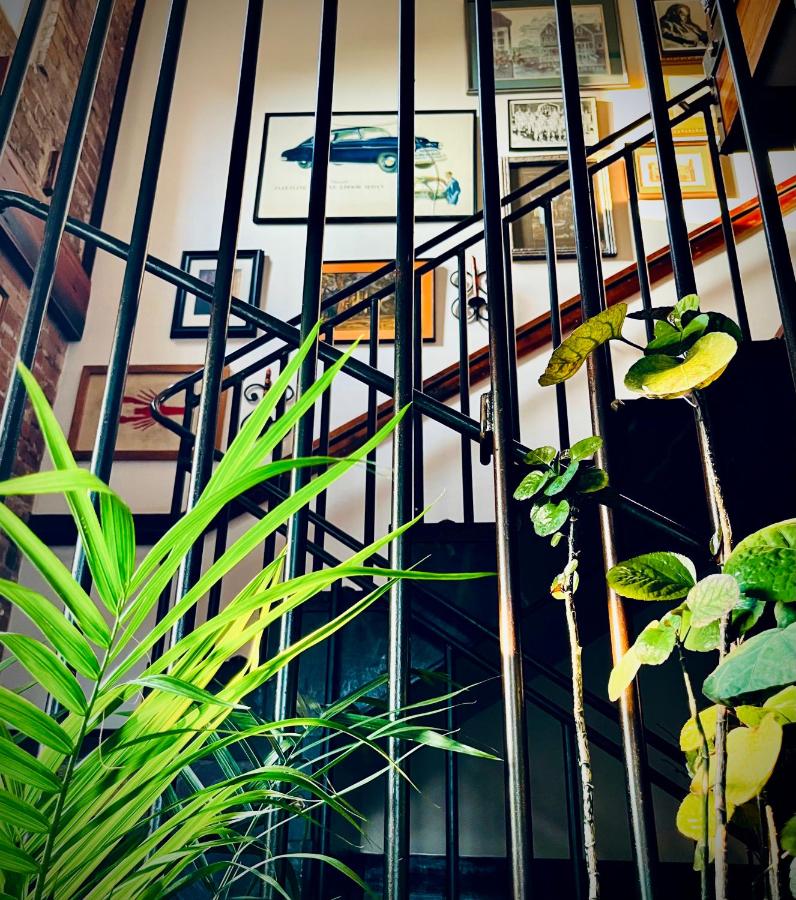 | Inn at the Old Jail
