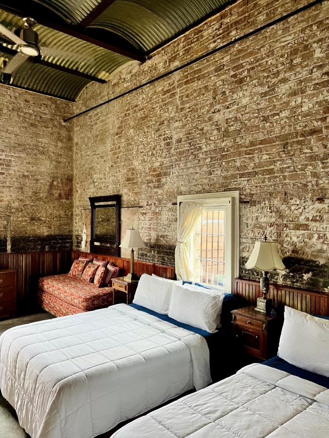 | Inn at the Old Jail