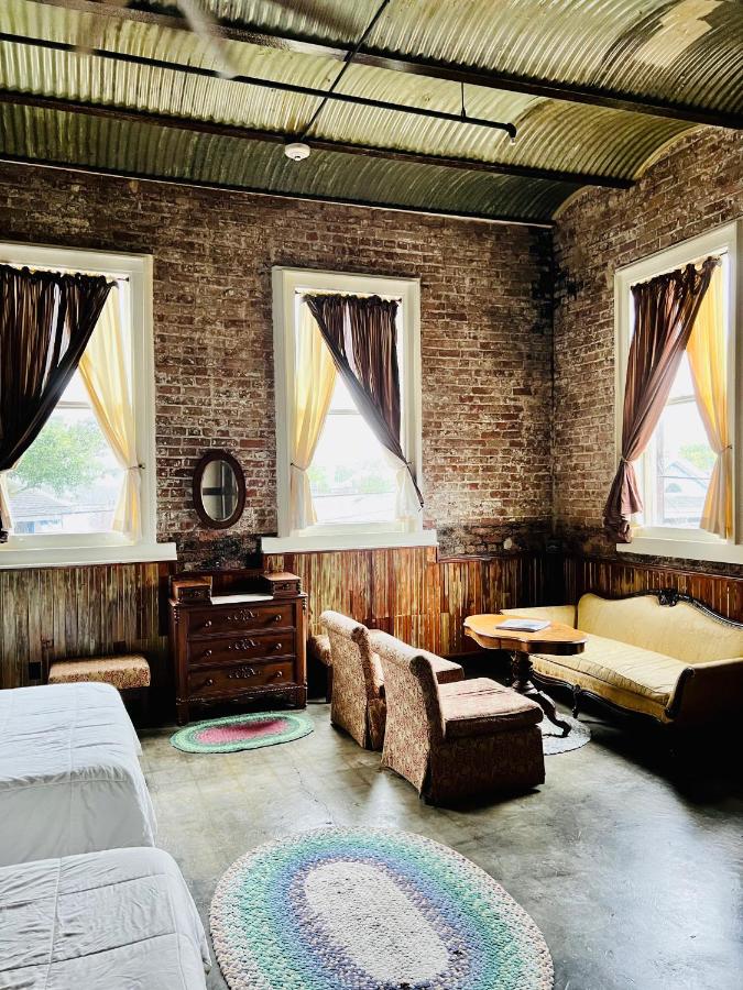 | Inn at the Old Jail