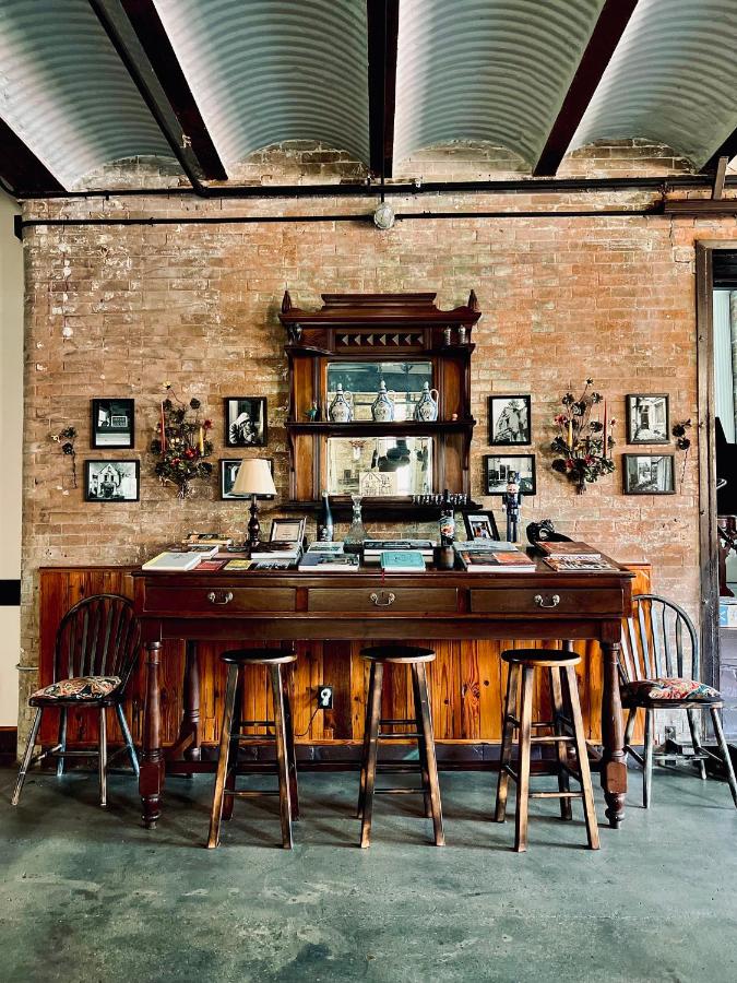 | Inn at the Old Jail