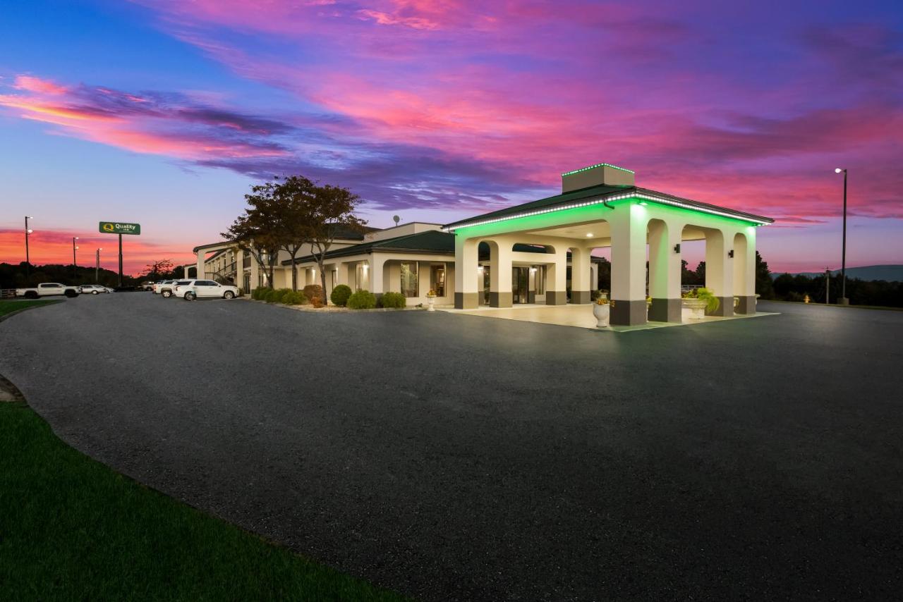  | Quality Inn Dandridge