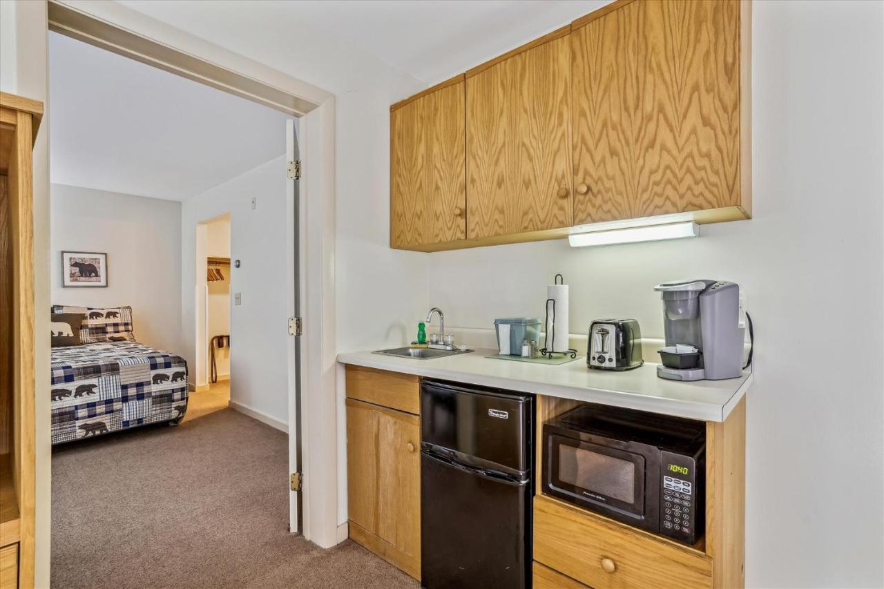 | Cedarbrook One Bedroom Suite 11416