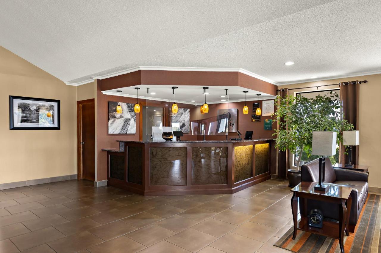  | Quality Inn Dandridge
