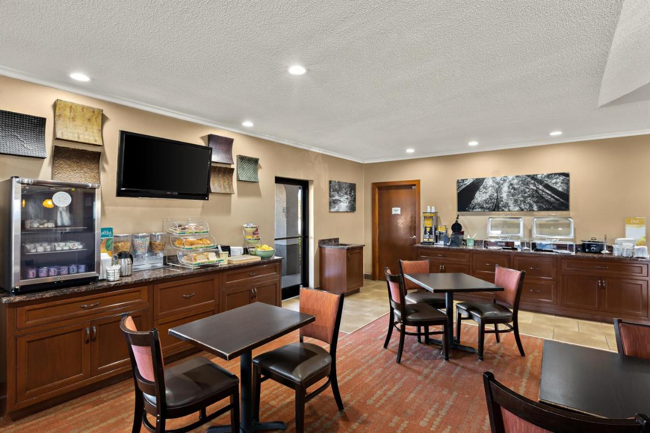  | Quality Inn Dandridge
