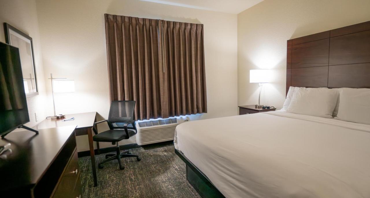 King Room - Disability Access at Cobblestone Hotel & Suites - Lamar