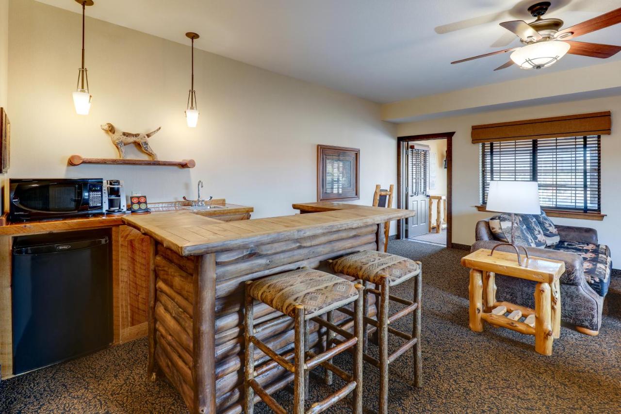 Superior Suite at Stoney Creek Hotel Sioux City