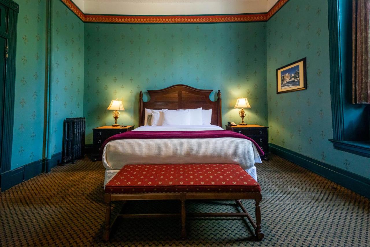 King Room at The Crescent Hotel and Spa
