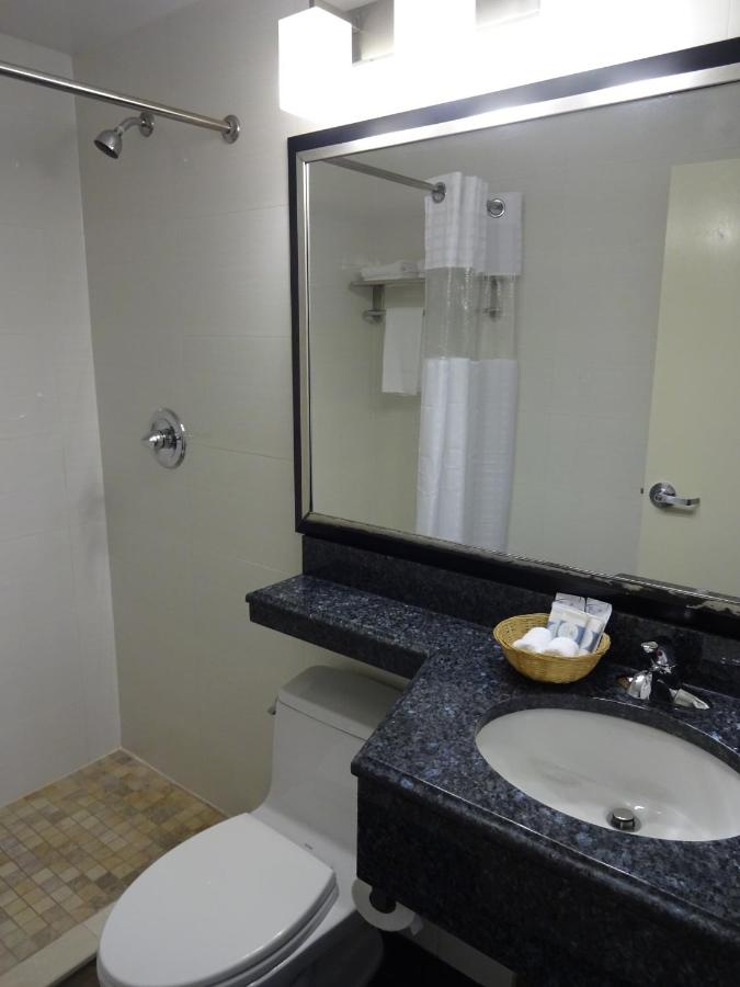 | Hotel Bliss - Brooklyn