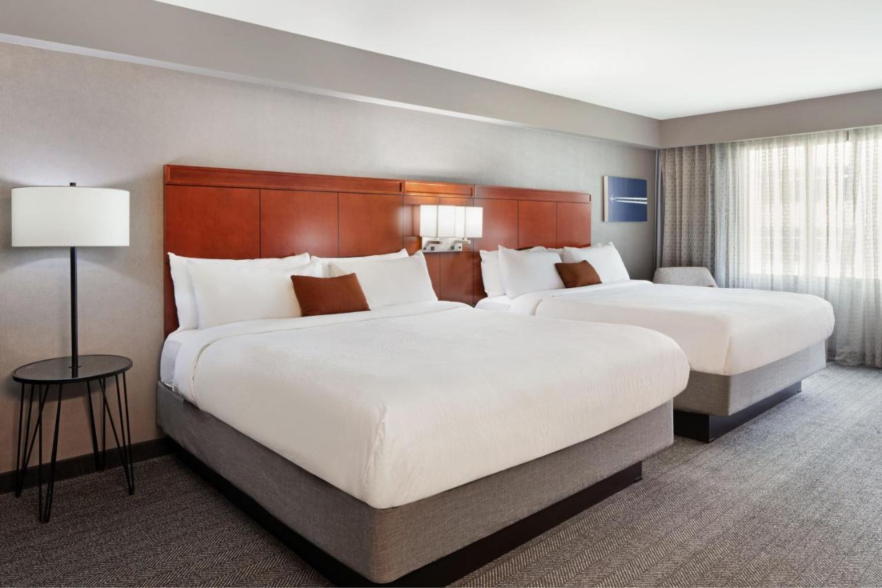 Queen Room with Two Queen Beds at Courtyard by Marriott Los Angeles LAX/Century Boulevard