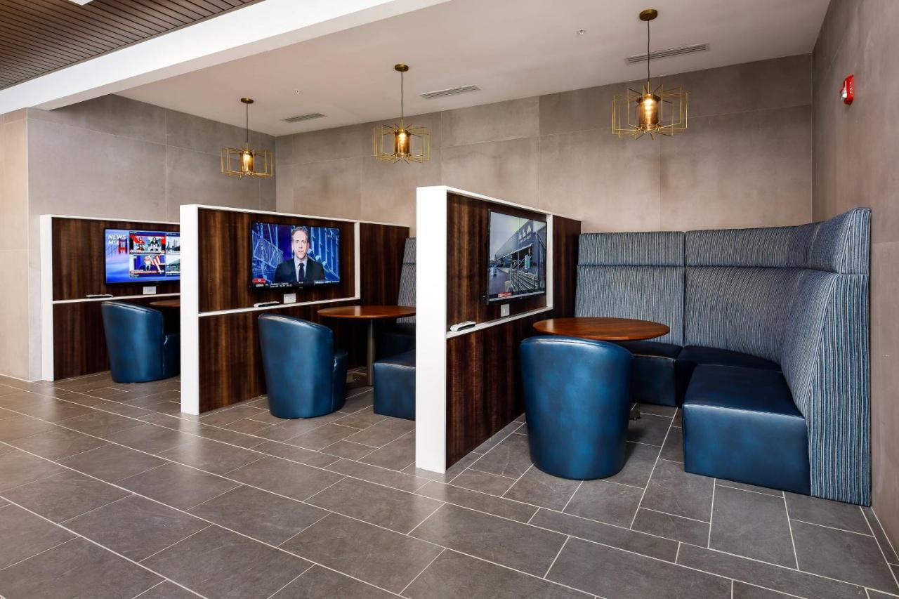  | Courtyard by Marriott Pensacola West