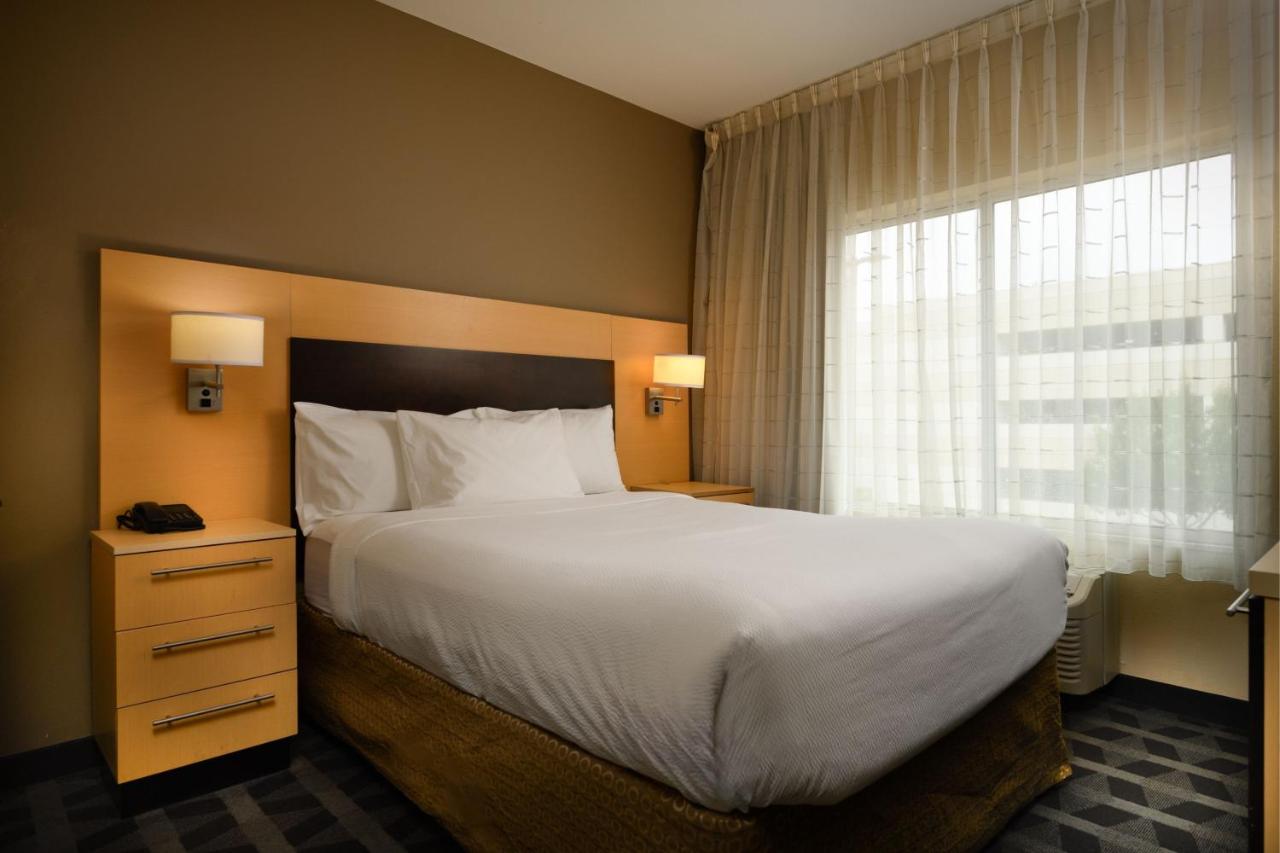 1 Bedroom Suite, 1 Queen, Sofa bed at Towneplace Suites by Marriott Houston Westchase
