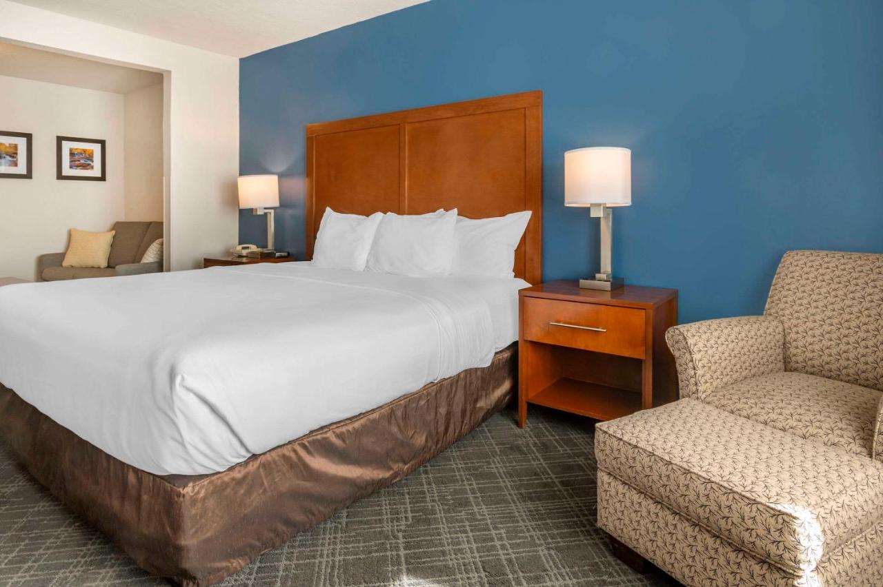King Suite - Non-Smoking at Comfort Inn & Suites Beaver - Interstate 15 North