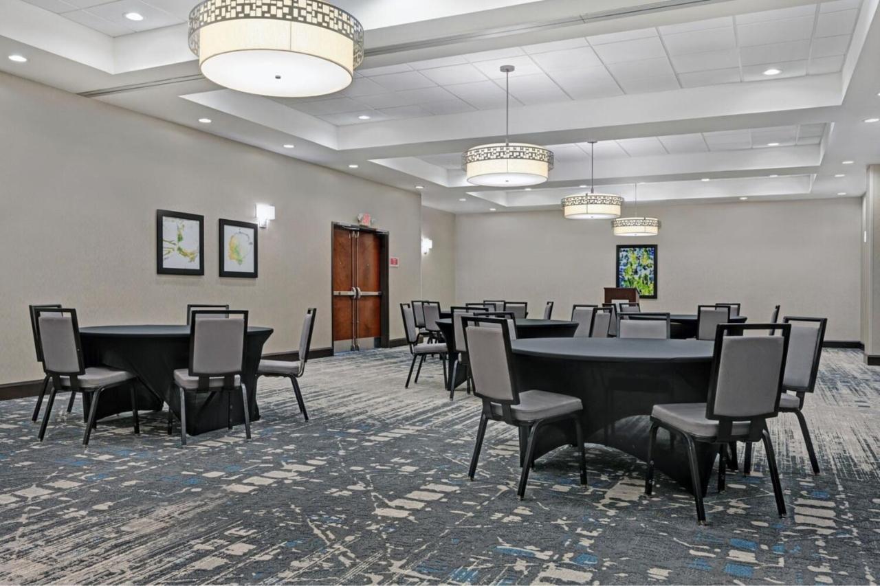 | Four Points by Sheraton Birmingham Homewood