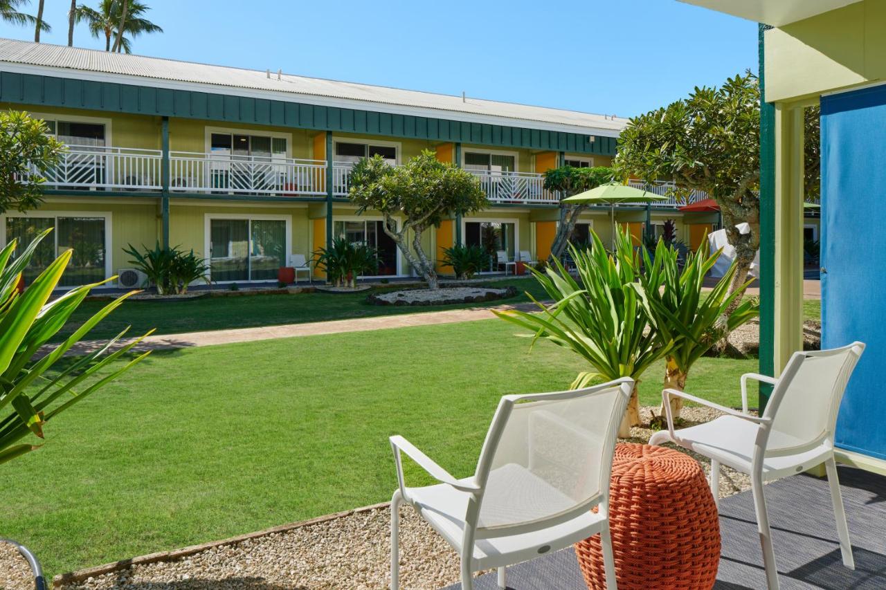 Deluxe Garden View with Kitchenette at Kauai Shores Hotel