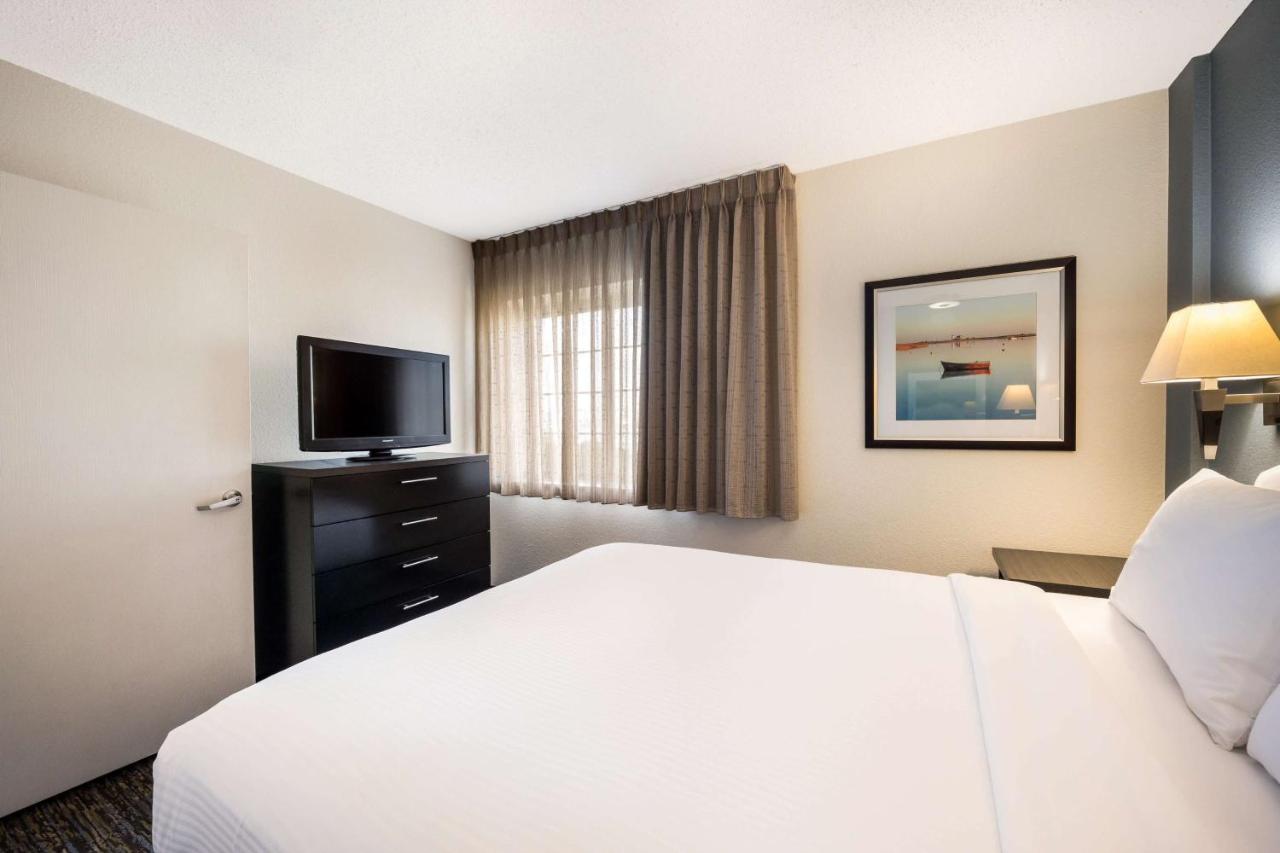  | Sonesta Simply Suites Baltimore BWI Airport