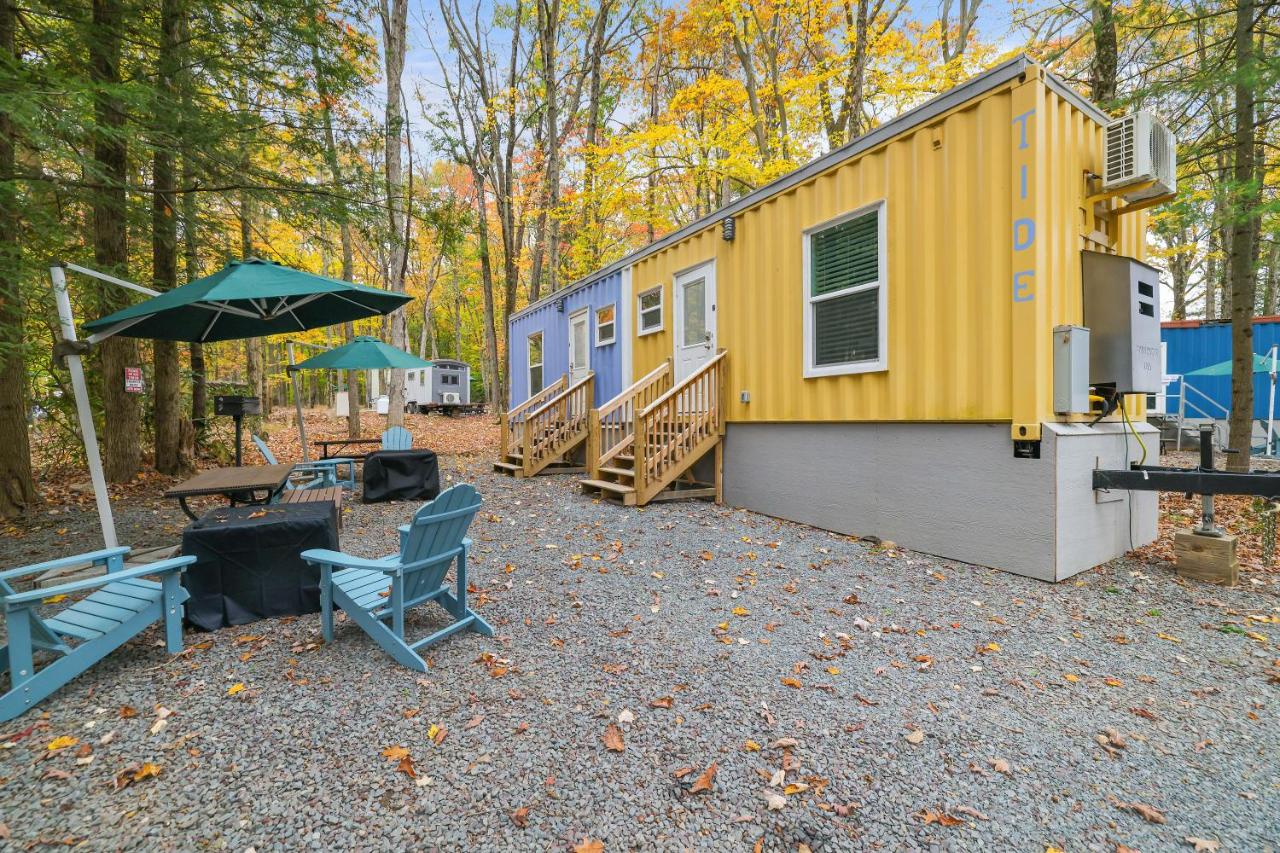| Camptel Poconos Lodging