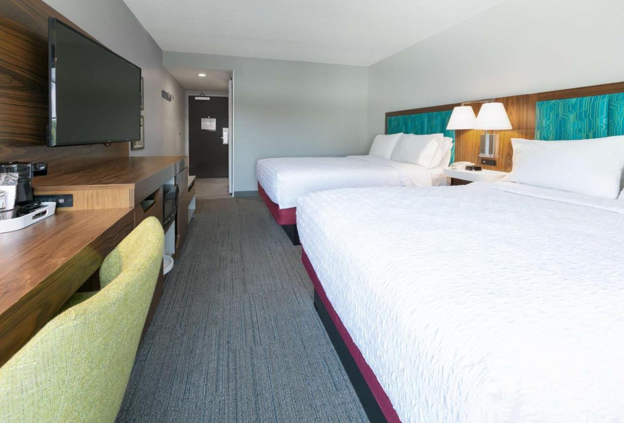 Queen Room with Two Queen Beds - Non-Smoking at Hampton Inn Biloxi