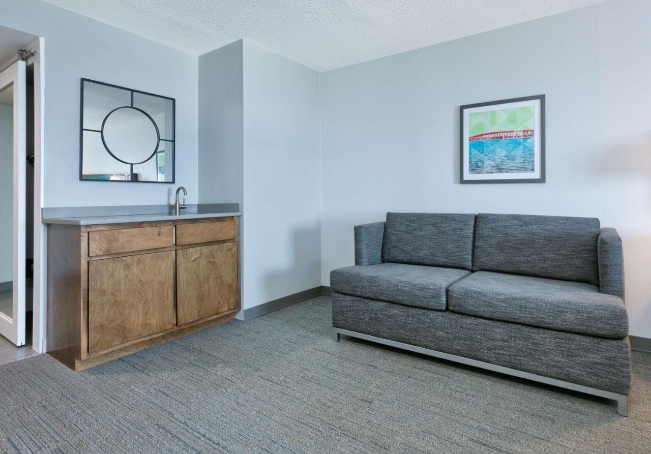 King Room - Disability Access at Hampton Inn Biloxi