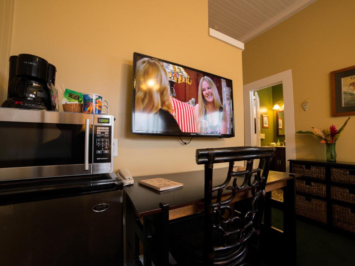 | Wailuku Guesthouse