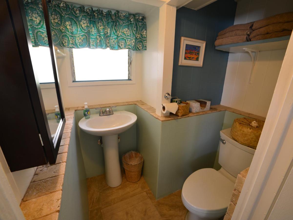 | Wailuku Guesthouse