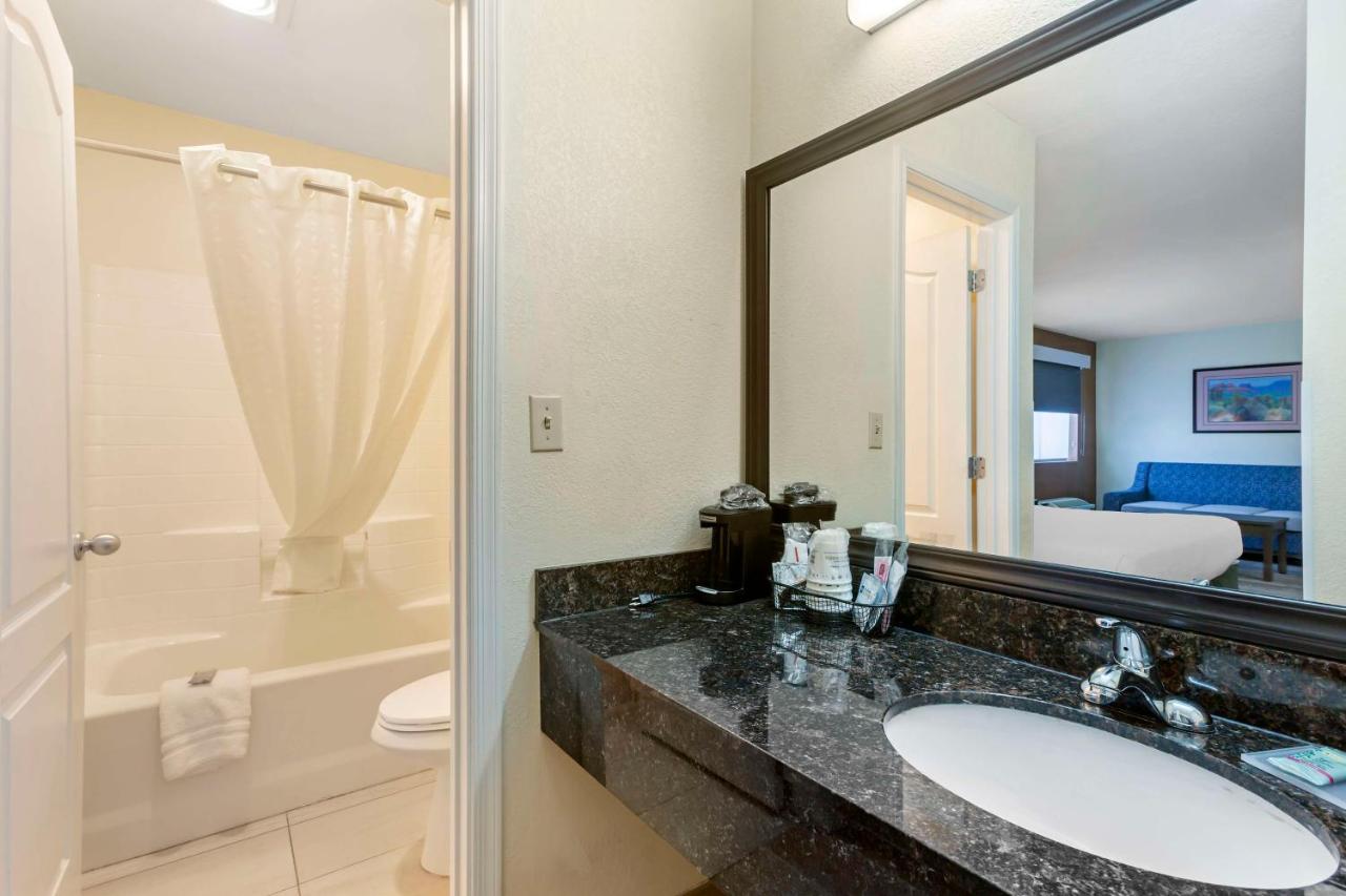 | Best Western Superstition Springs Inn