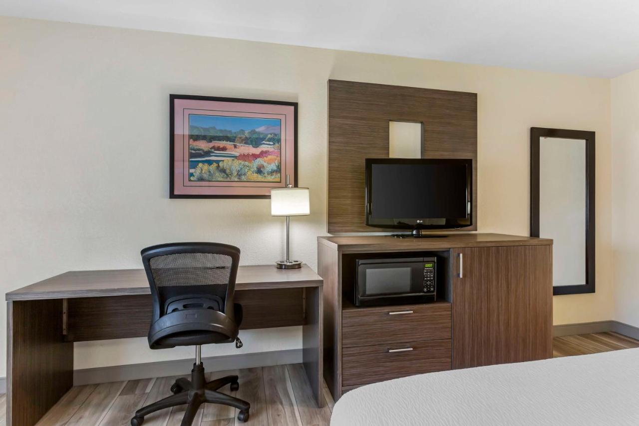 | Best Western Superstition Springs Inn