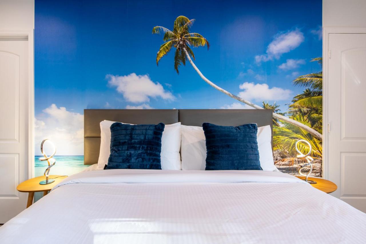 | The Lauderdale Boutique Hotel