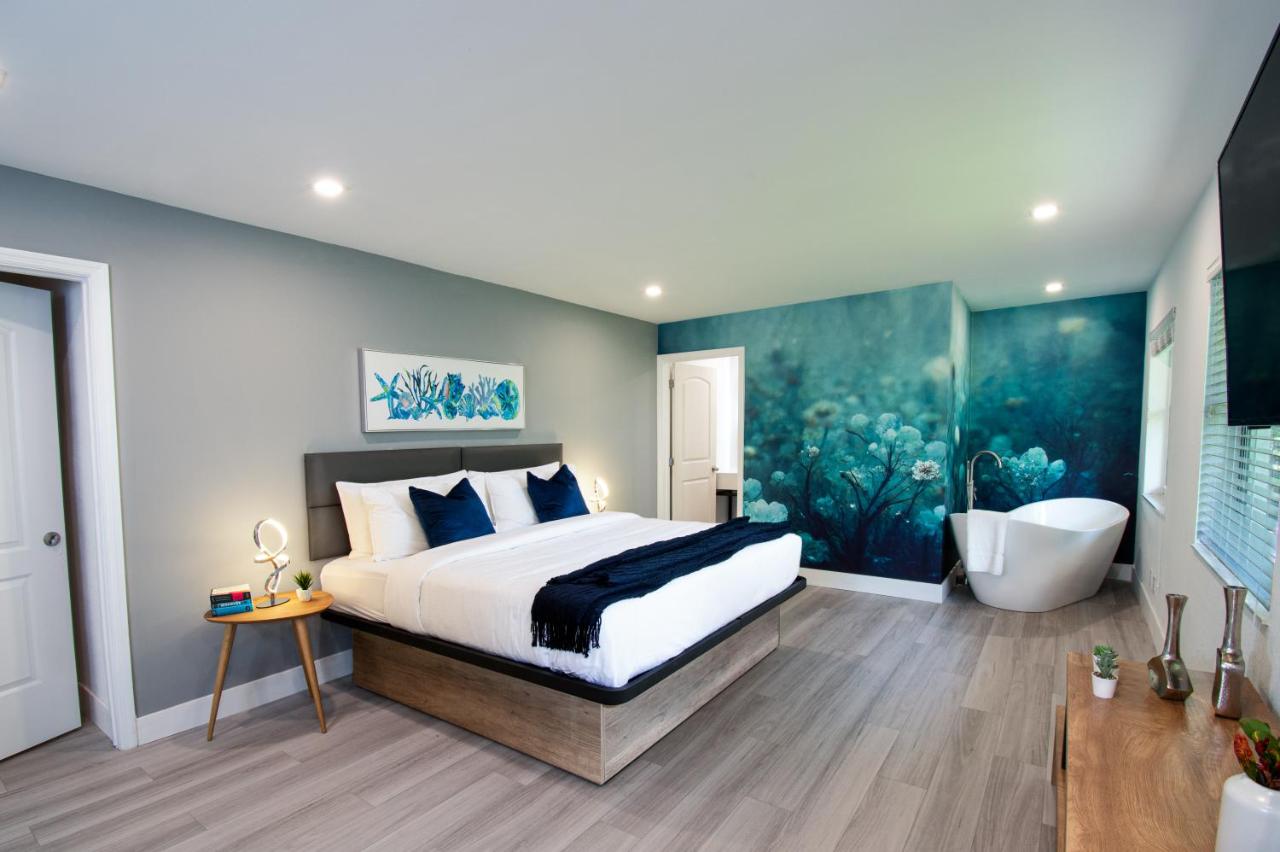 | The Lauderdale Boutique Hotel