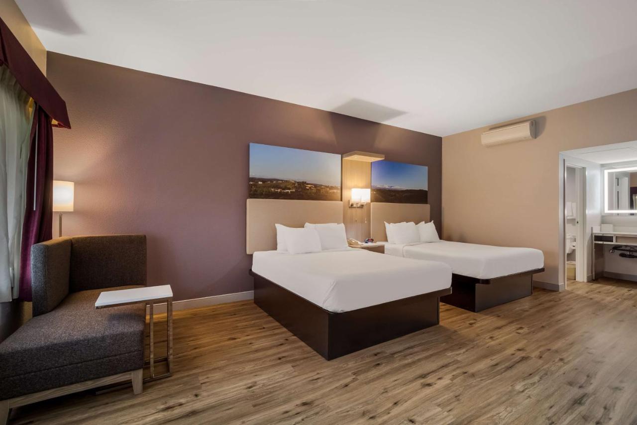 Queen Room with Two Queen Beds - Freeway Side/Non-Smoking at Best Western Diamond Bar Hotel & Suites