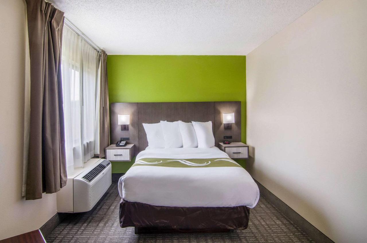 | Quality Inn Saraland